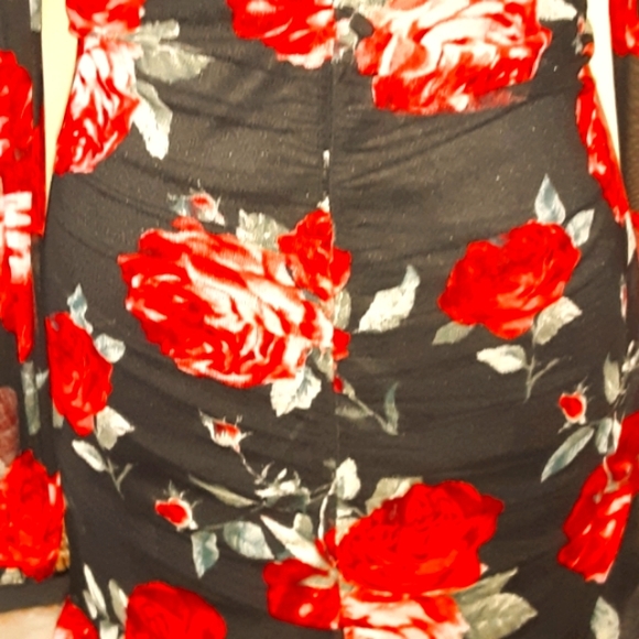 Dress - Picture 9 of 12